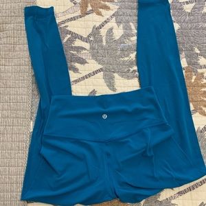 Lululemon full length size 8